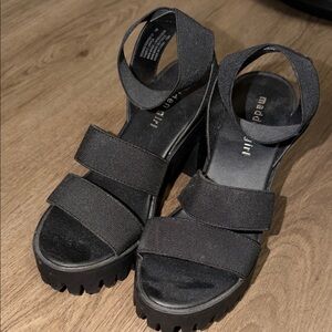 Madden Girl Black Platform Sandals